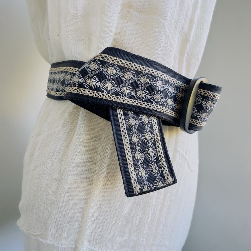 Bison Designs Black Embroidered Belt Small Boho Western Gold Silver Thread USA - Picture 7 of 8